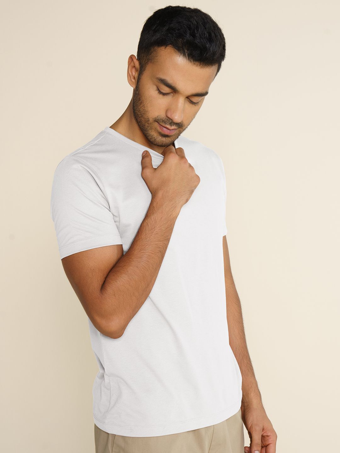 Solid Pure Cotton White T shirts for Man